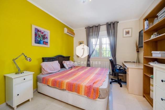 Tweedehands - Villa -
Orihuela Costa - Costa Blanca