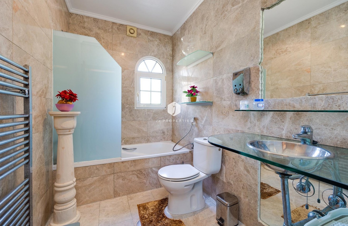 Tweedehands - Villa -
Orihuela Costa - Costa Blanca