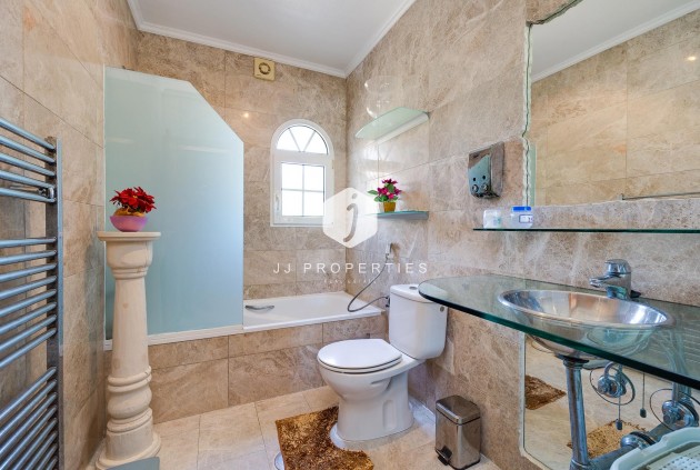 Tweedehands - Villa -
Orihuela Costa - Costa Blanca