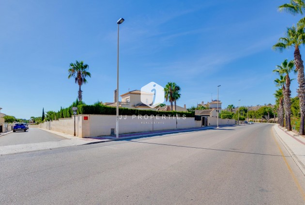 Tweedehands - Villa -
Orihuela Costa - Costa Blanca