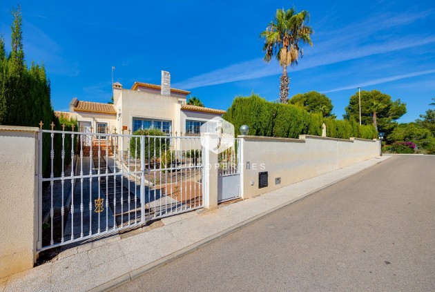 Tweedehands - Villa -
Orihuela Costa - Costa Blanca