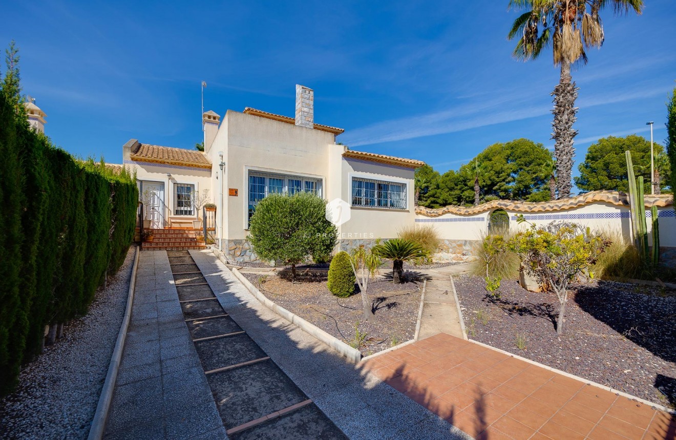 Tweedehands - Villa -
Orihuela Costa - Costa Blanca