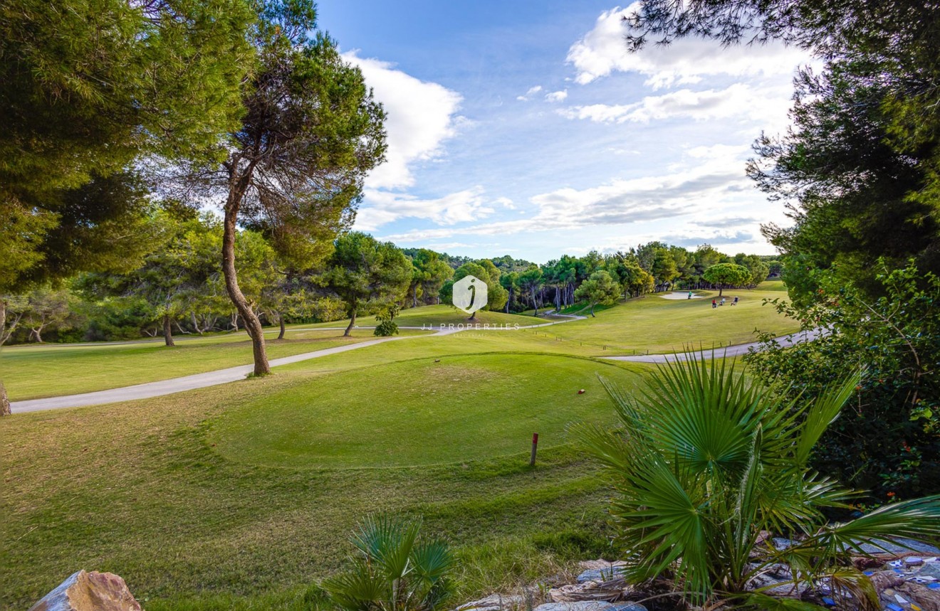 Tweedehands - Villa -
Orihuela Costa - Costa Blanca