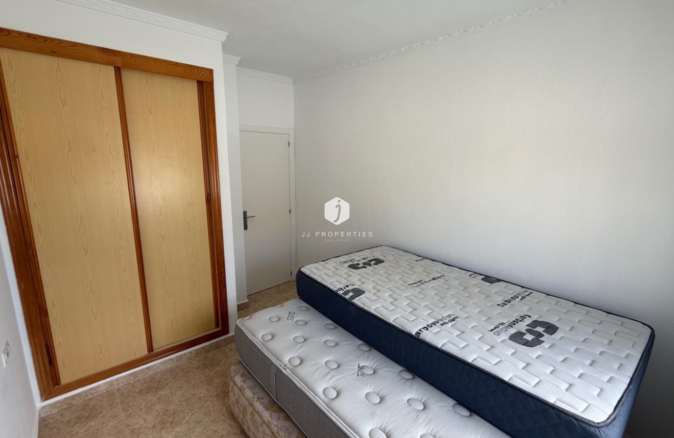 Tweedehands - Villa -
Torrevieja - Costa Blanca