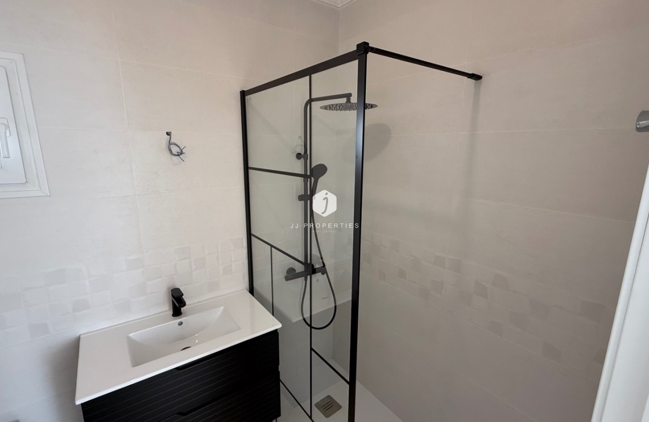 Tweedehands - Villa -
Torrevieja - Costa Blanca