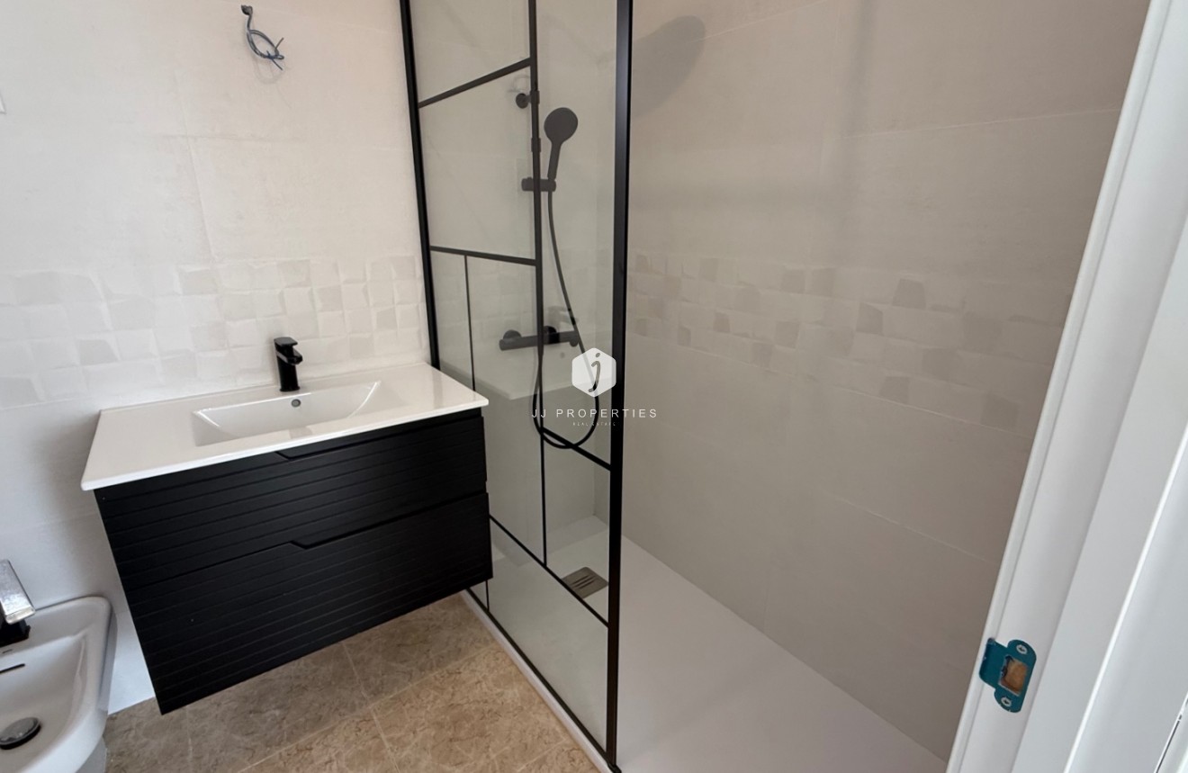 Tweedehands - Villa -
Torrevieja - Costa Blanca