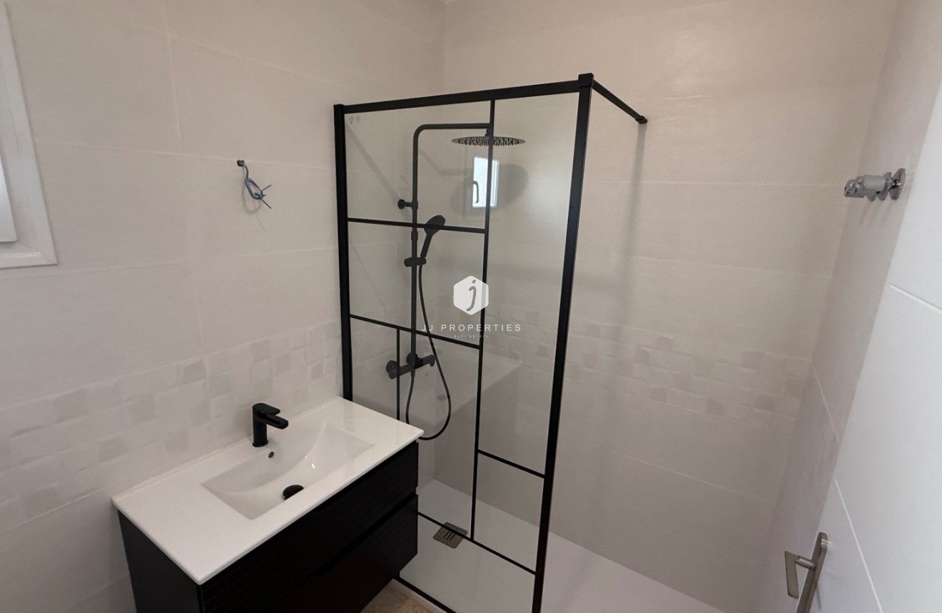 Tweedehands - Villa -
Torrevieja - Costa Blanca