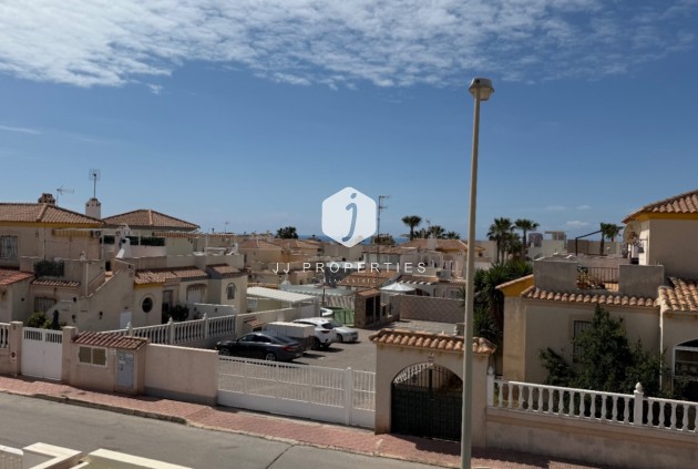 Tweedehands - Villa -
Torrevieja - Costa Blanca
