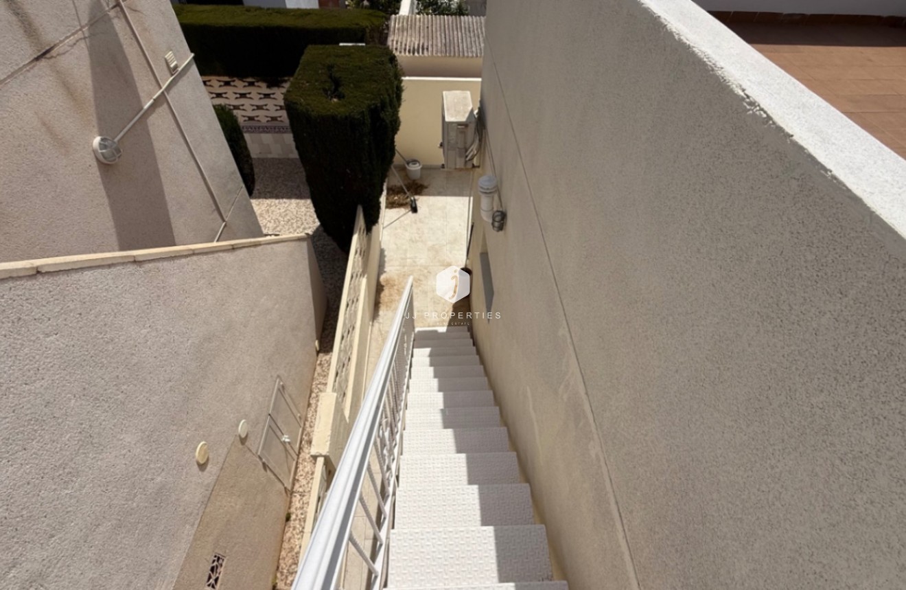 Tweedehands - Villa -
Torrevieja - Costa Blanca