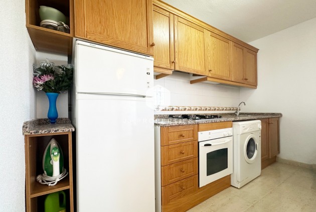 Tweedehands - Bungalow -
San Miguel de Salinas - Inland