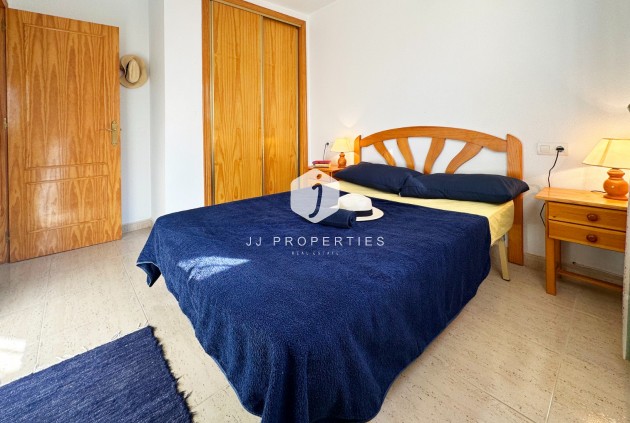 Tweedehands - Bungalow -
San Miguel de Salinas - Inland