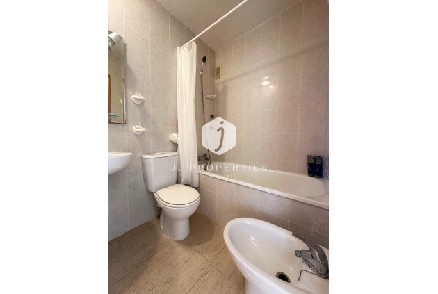 Tweedehands - Bungalow -
San Miguel de Salinas - Inland