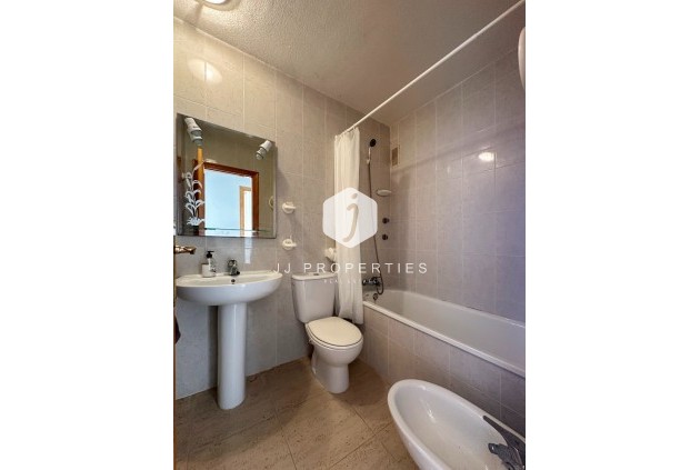 Tweedehands - Bungalow -
San Miguel de Salinas - Inland