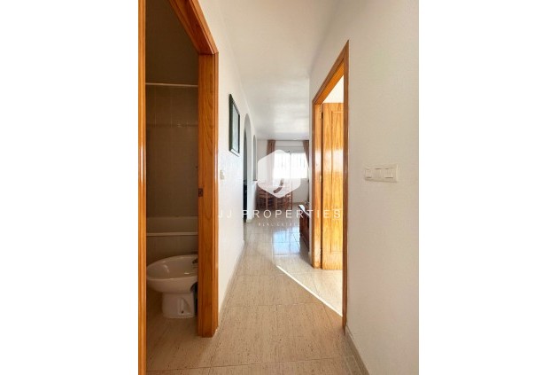 Tweedehands - Bungalow -
San Miguel de Salinas - Inland