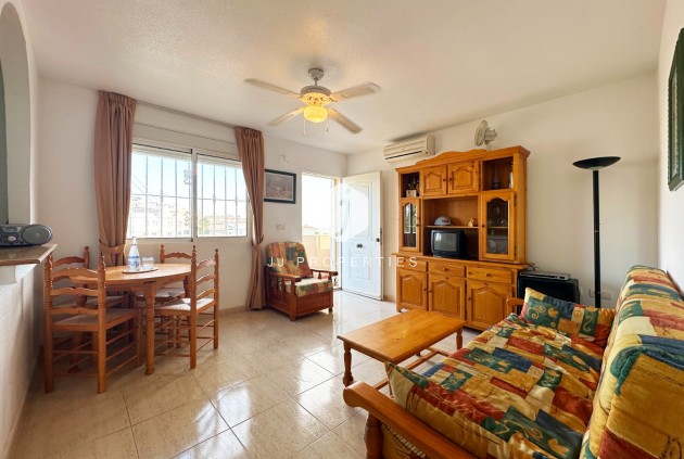 Tweedehands - Bungalow -
San Miguel de Salinas - Inland