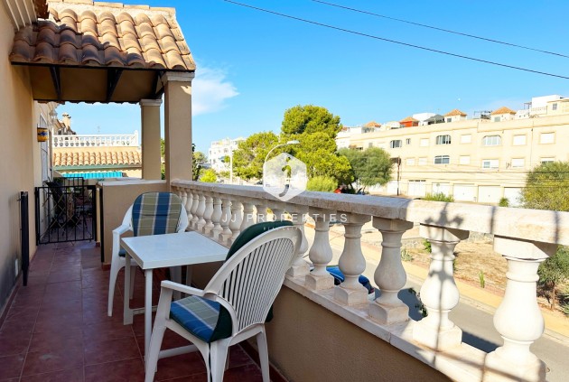 Tweedehands - Bungalow -
San Miguel de Salinas - Inland