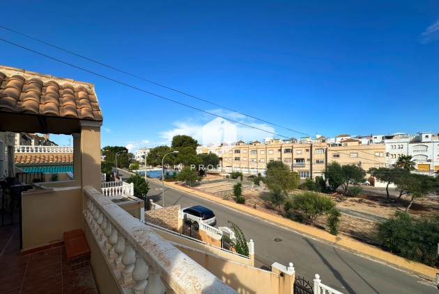 Tweedehands - Bungalow -
San Miguel de Salinas - Inland