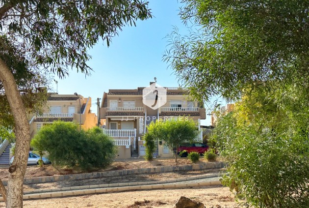 Tweedehands - Bungalow -
San Miguel de Salinas - Inland