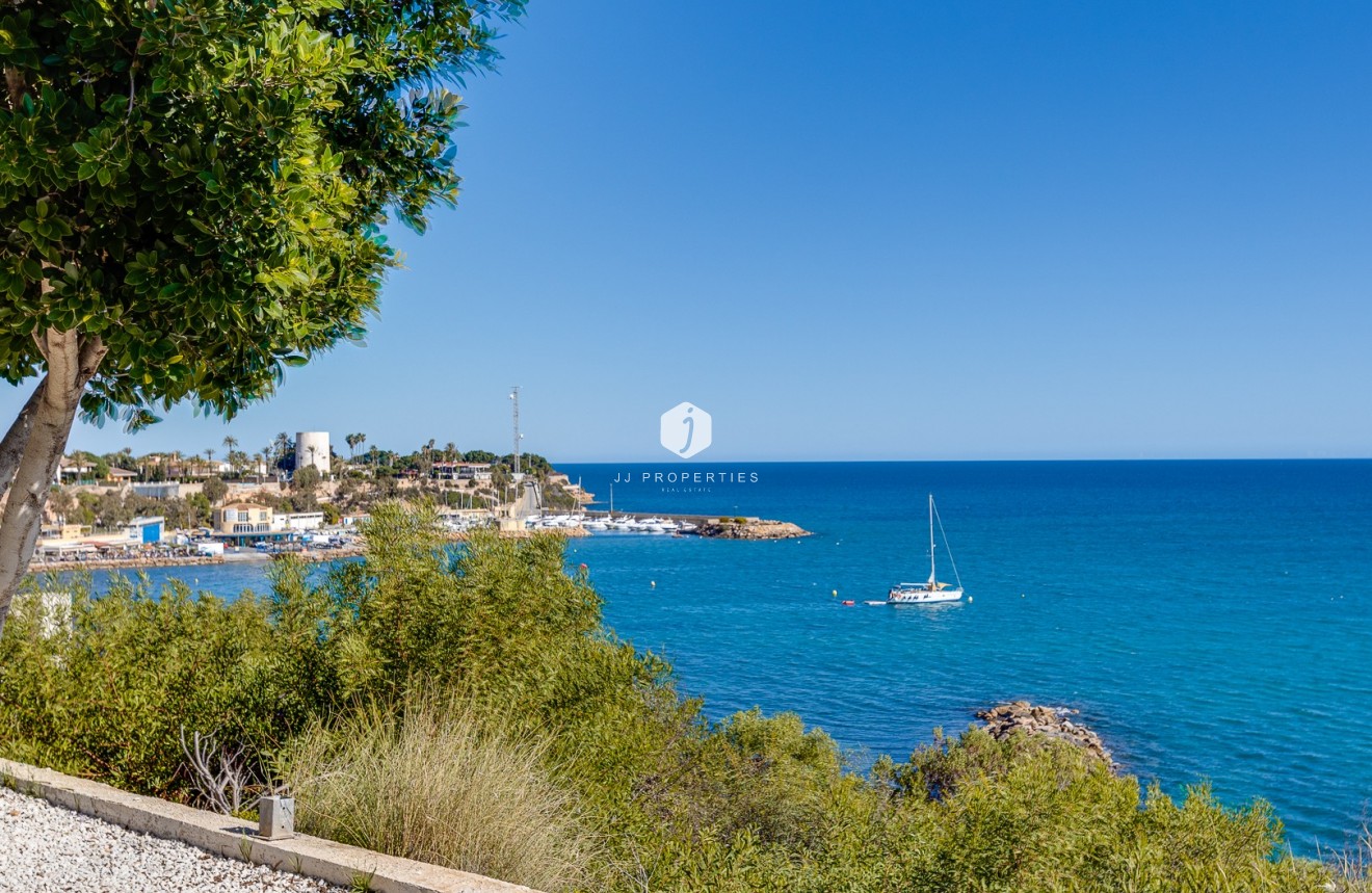 Tweedehands - Bungalow -
San Miguel de Salinas - Inland