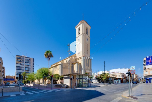 Tweedehands - Appartement / flat -
Guardamar del Segura - Pueblo