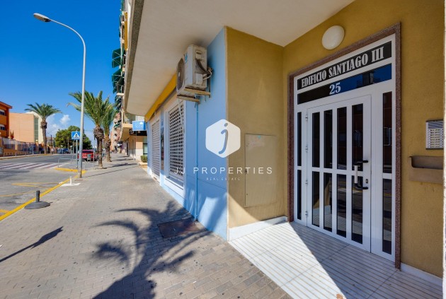 Tweedehands - Appartement / flat -
Guardamar del Segura - Pueblo