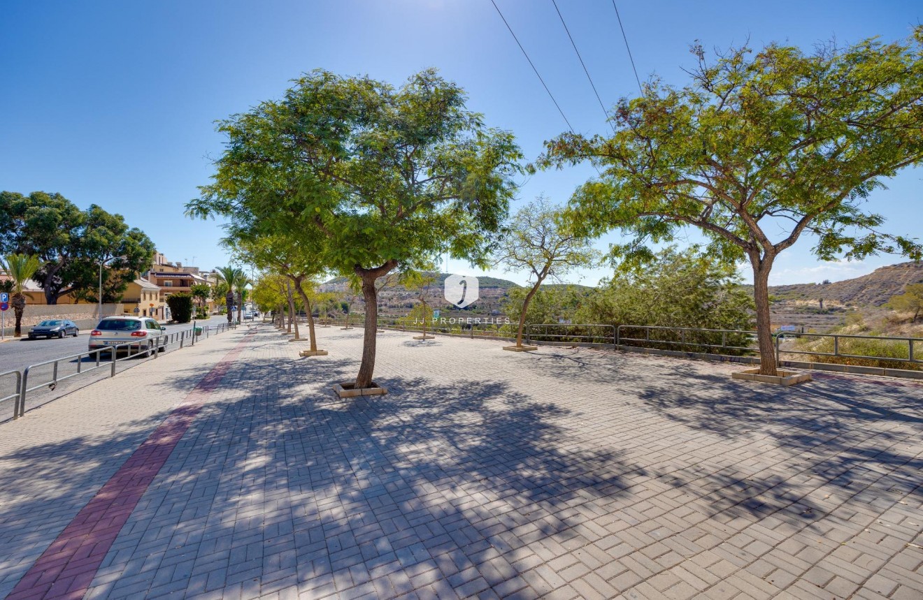 Tweedehands - Appartement / flat -
Guardamar del Segura - Pueblo