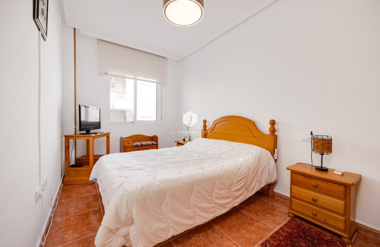 Tweedehands - Appartement / flat -
Guardamar del Segura - Pueblo