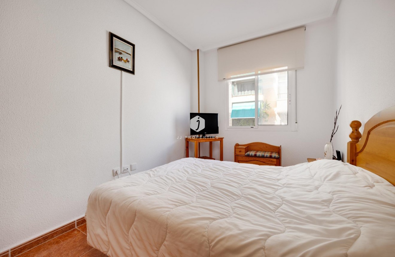 Tweedehands - Appartement / flat -
Guardamar del Segura - Pueblo