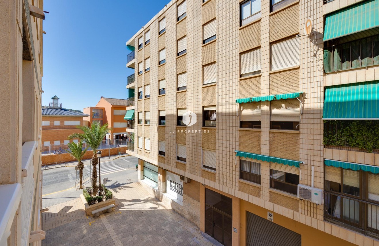 Tweedehands - Appartement / flat -
Guardamar del Segura - Pueblo