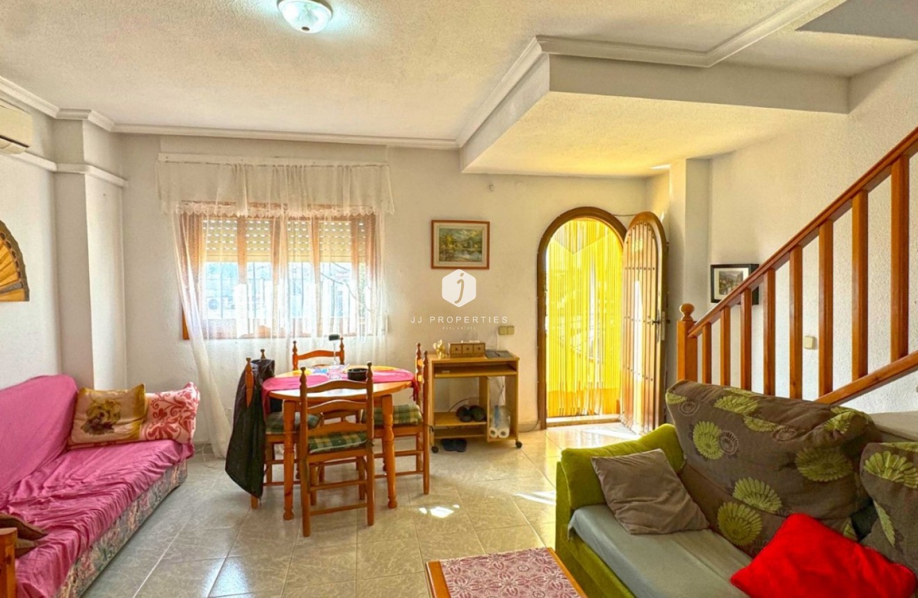 Tweedehands - duplex -
Torrevieja - Costa Blanca