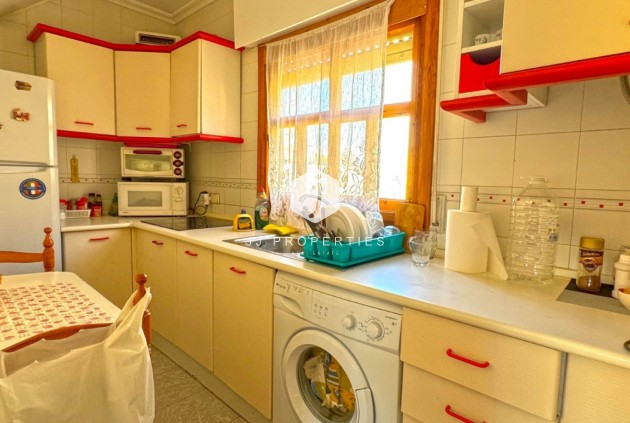 Tweedehands - duplex -
Torrevieja - Costa Blanca