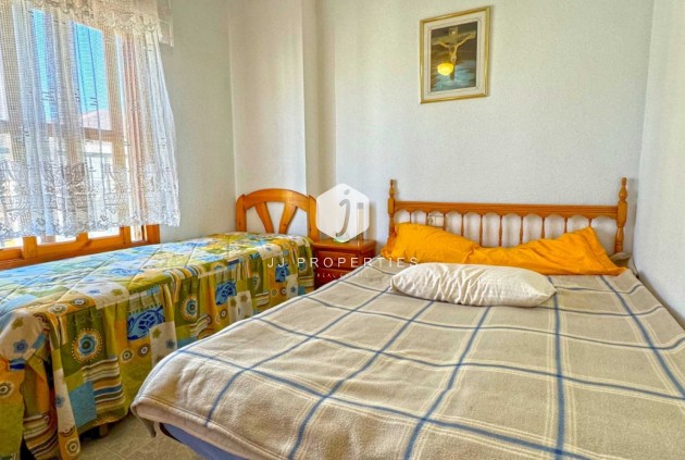 Tweedehands - duplex -
Torrevieja - Costa Blanca