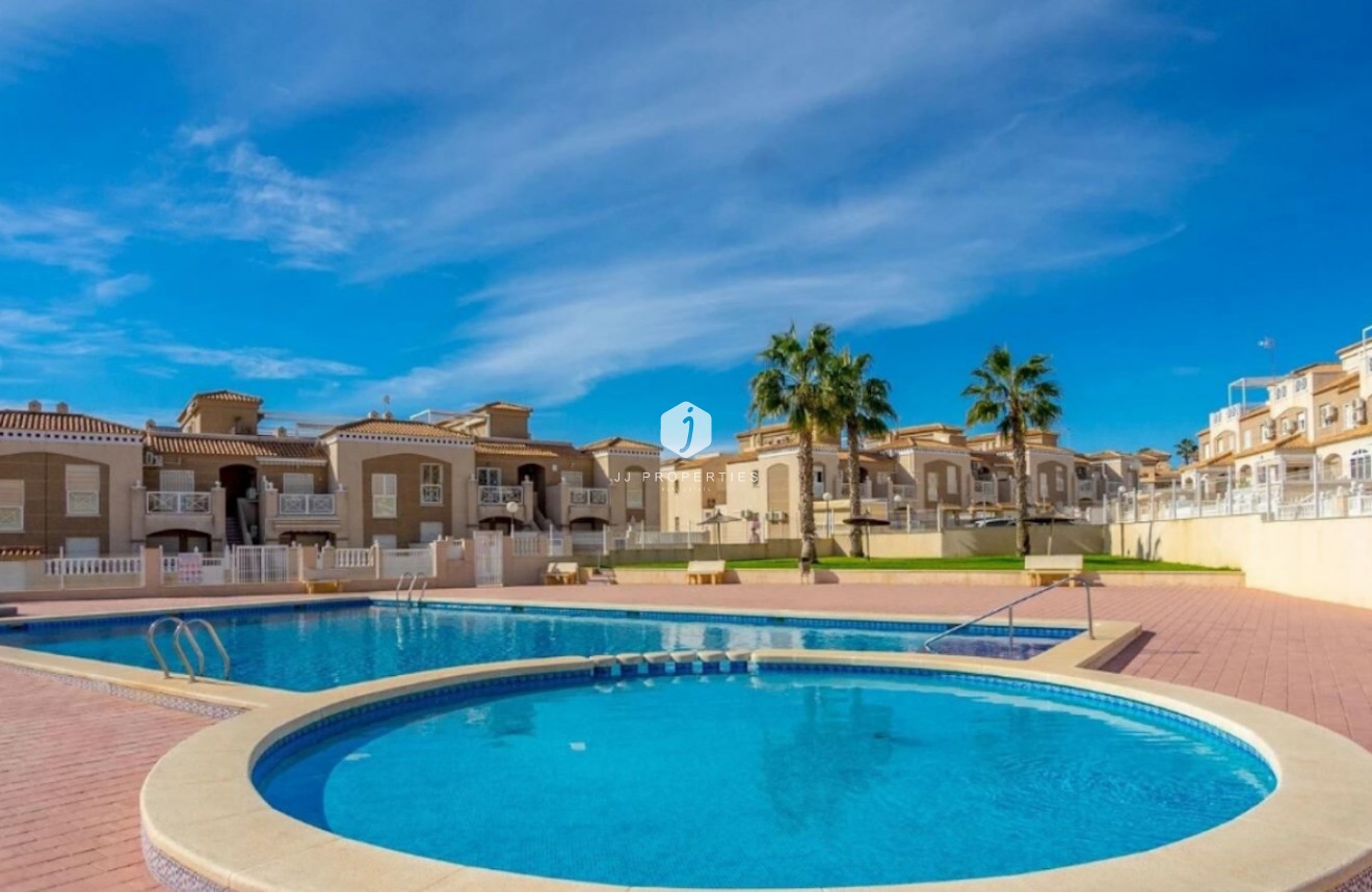 Tweedehands - Chalet -
Torrevieja - Costa Blanca