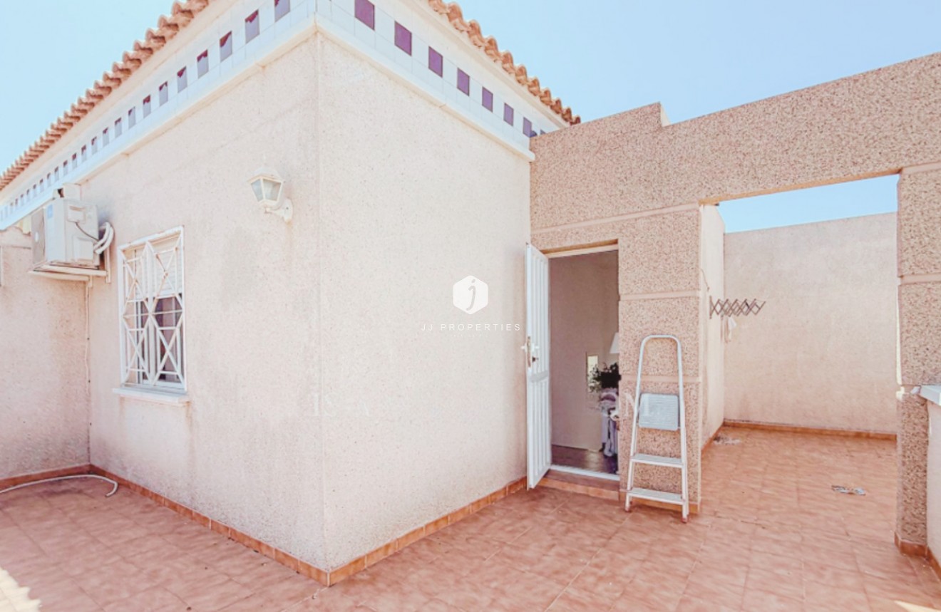 Tweedehands - Chalet -
Torrevieja - Costa Blanca