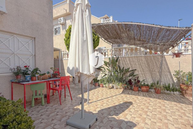 Tweedehands - Chalet -
Torrevieja - Costa Blanca