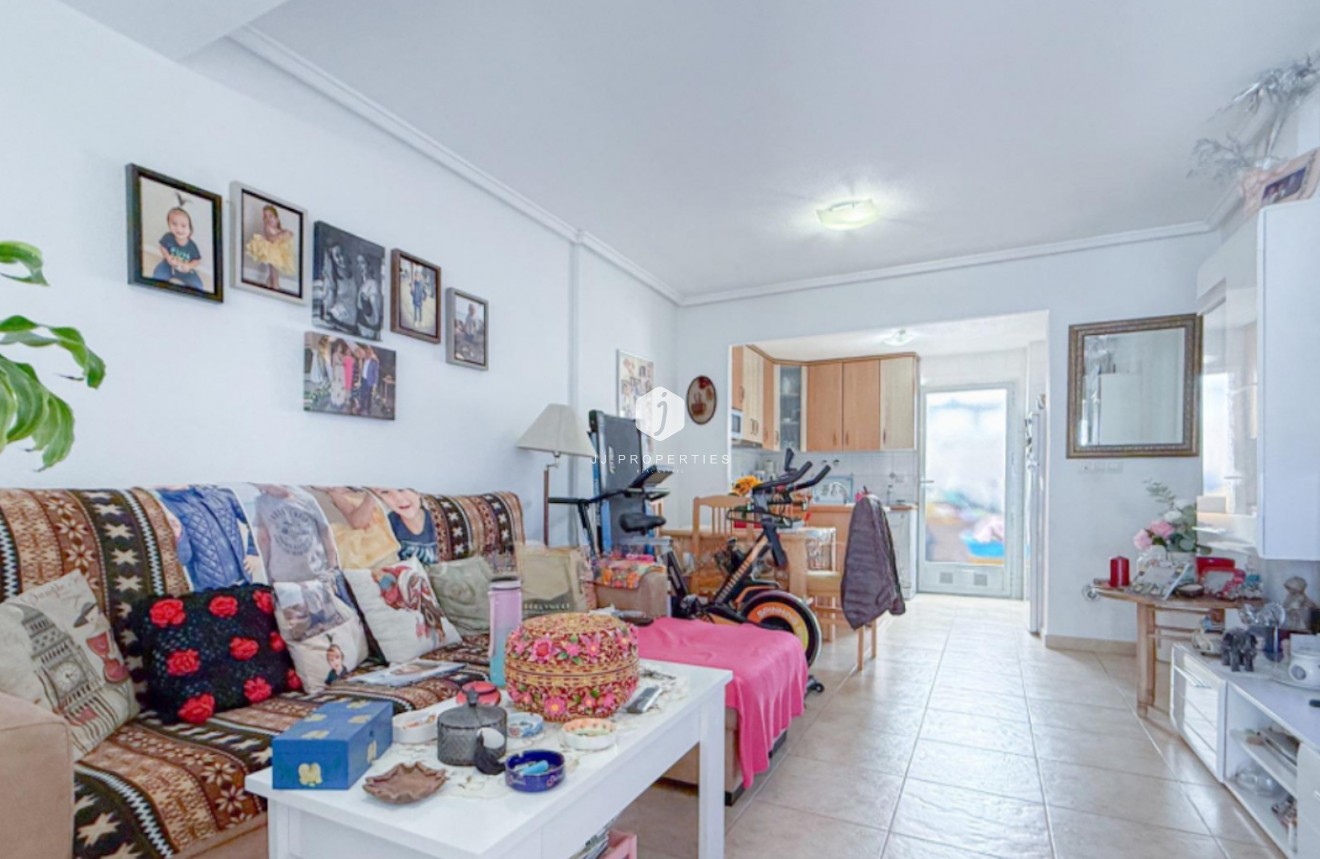 Tweedehands - Chalet -
Torrevieja - Costa Blanca