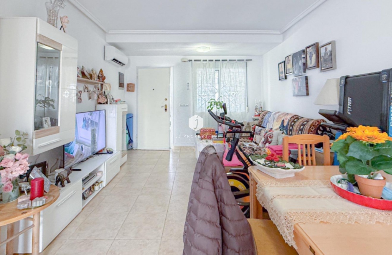 Tweedehands - Chalet -
Torrevieja - Costa Blanca