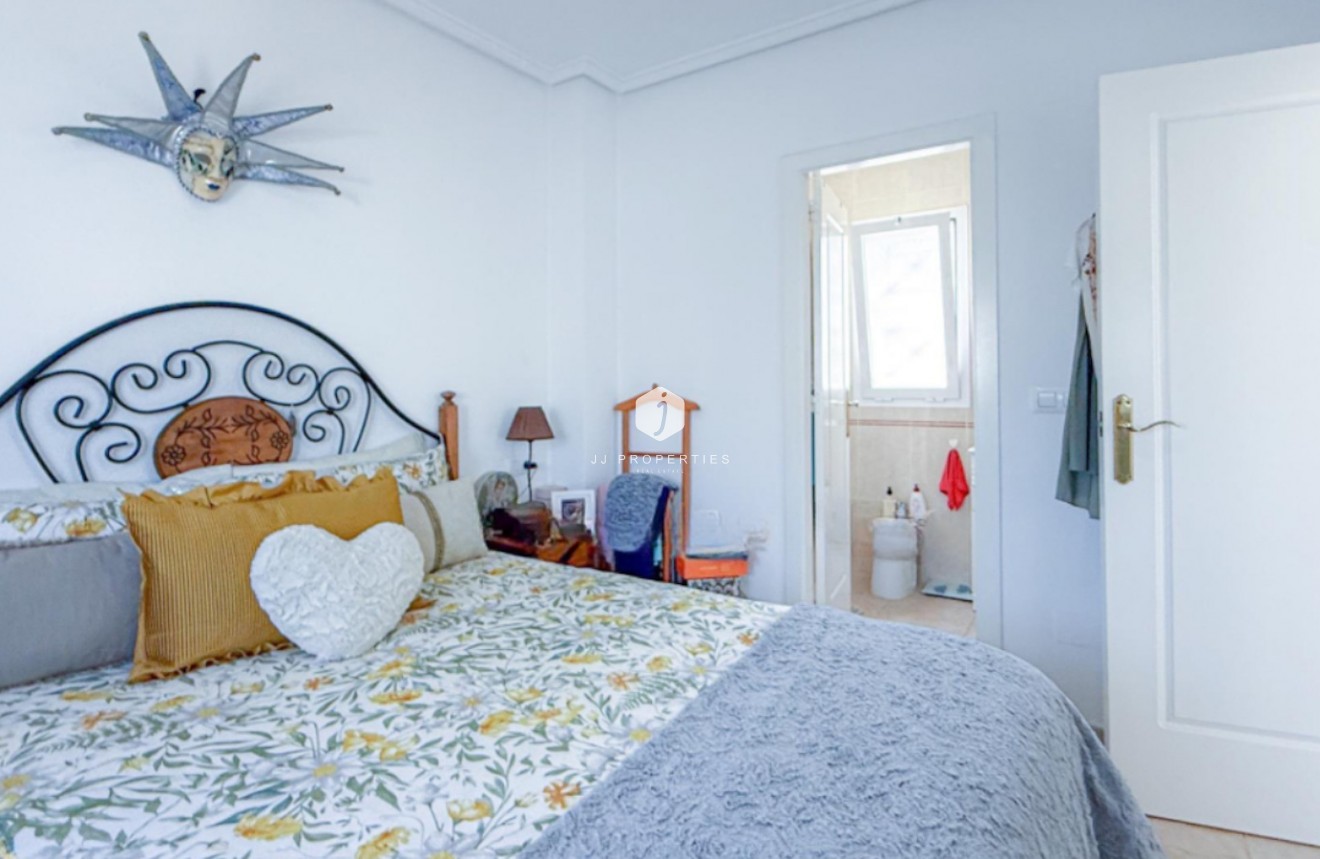 Tweedehands - Chalet -
Torrevieja - Costa Blanca