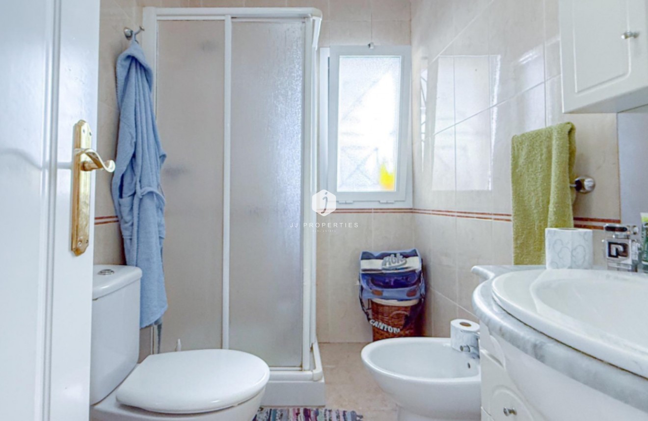 Tweedehands - Chalet -
Torrevieja - Costa Blanca