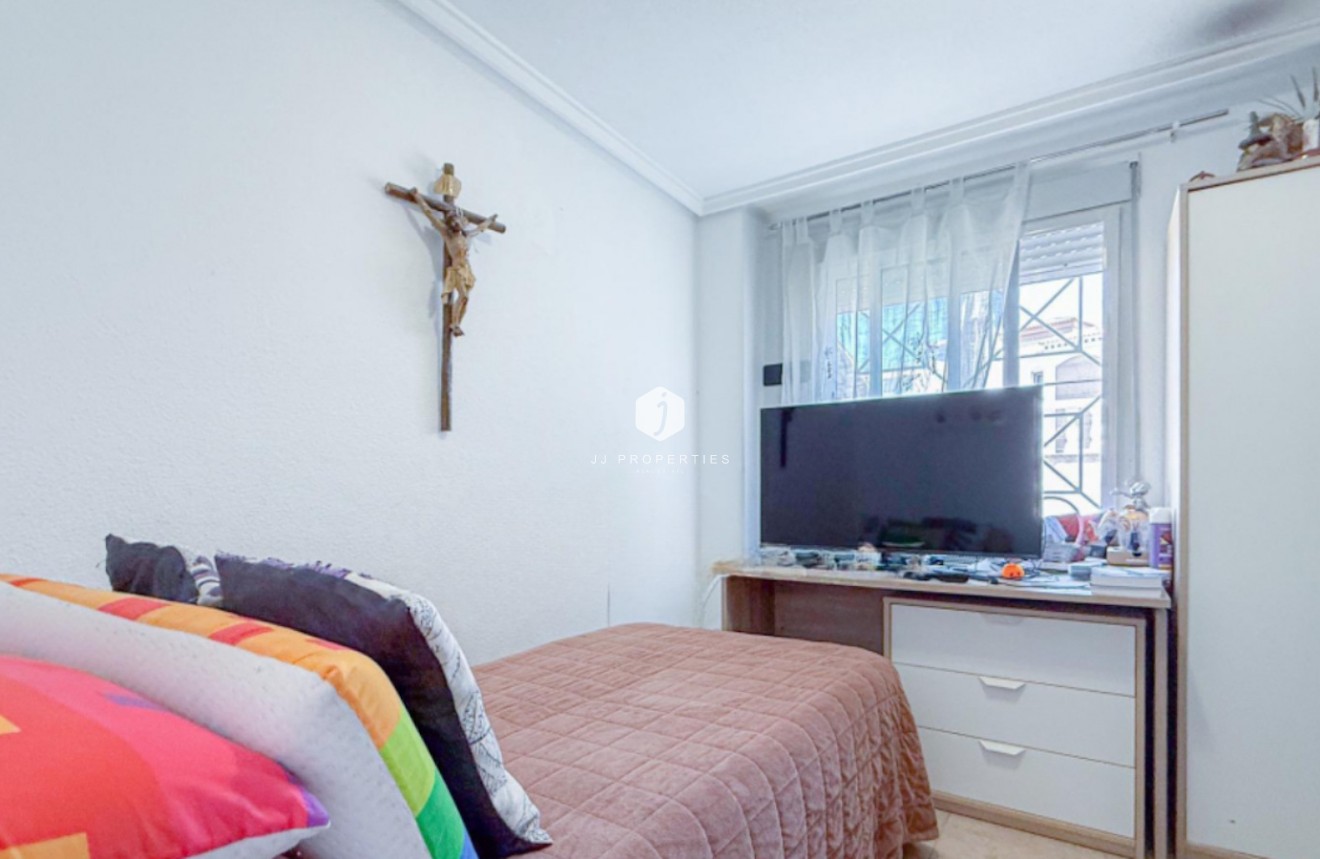 Tweedehands - Chalet -
Torrevieja - Costa Blanca