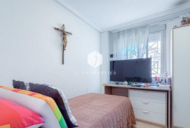 Tweedehands - Chalet -
Torrevieja - Costa Blanca