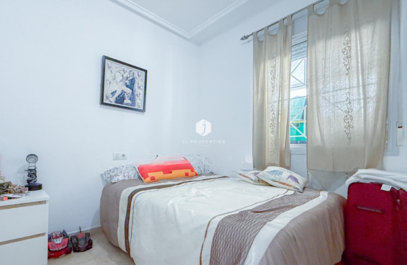 Tweedehands - Chalet -
Torrevieja - Costa Blanca