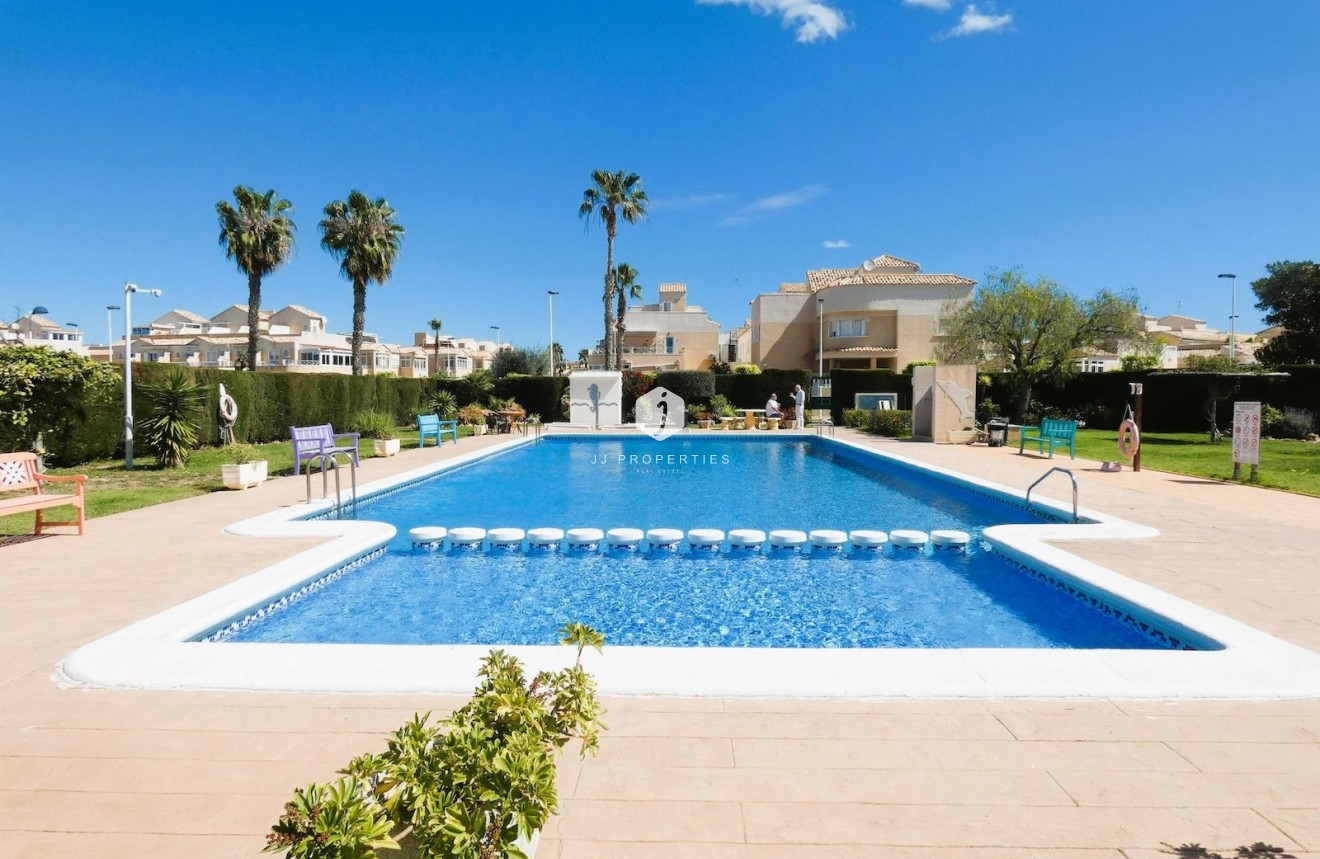Tweedehands - Chalet -
Torrevieja - Costa Blanca