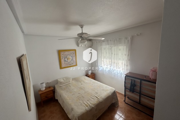 Tweedehands - Chalet -
Torrevieja - Costa Blanca