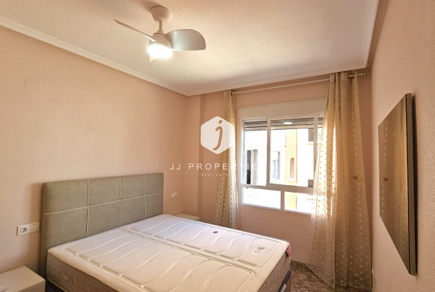 Tweedehands - Appartement / flat -
Torrevieja - Costa Blanca