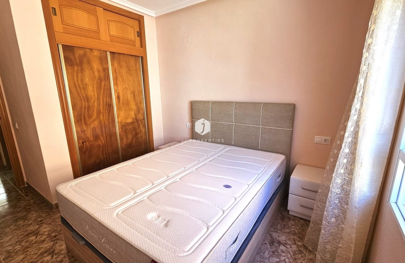 Tweedehands - Appartement / flat -
Torrevieja - Costa Blanca