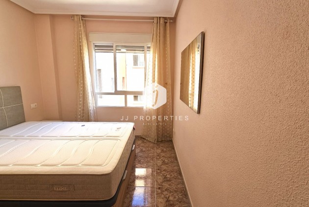 Tweedehands - Appartement / flat -
Torrevieja - Costa Blanca