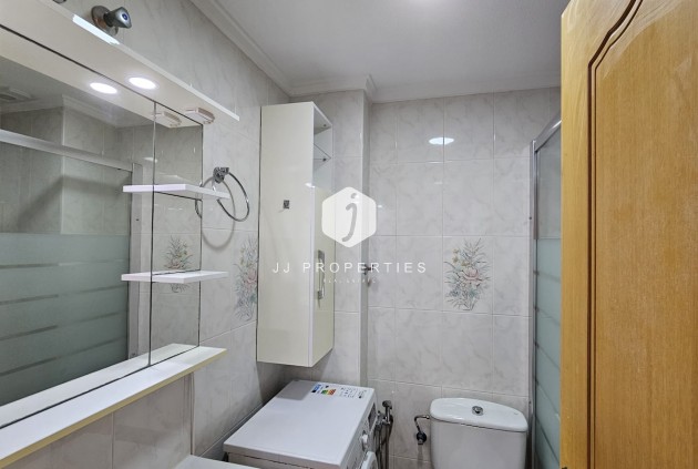 Tweedehands - Appartement / flat -
Torrevieja - Costa Blanca