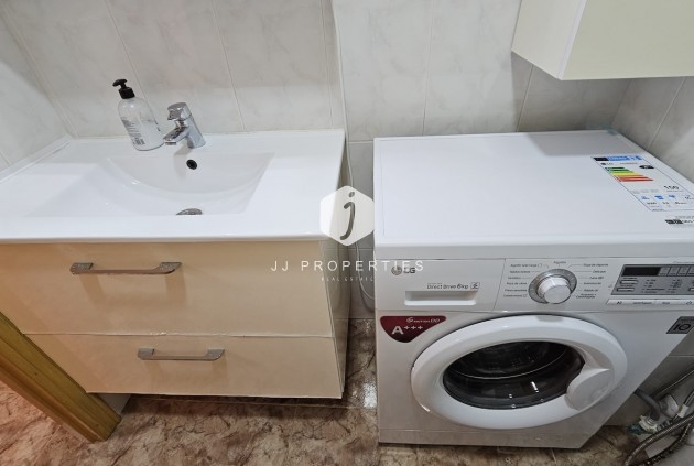 Tweedehands - Appartement / flat -
Torrevieja - Costa Blanca