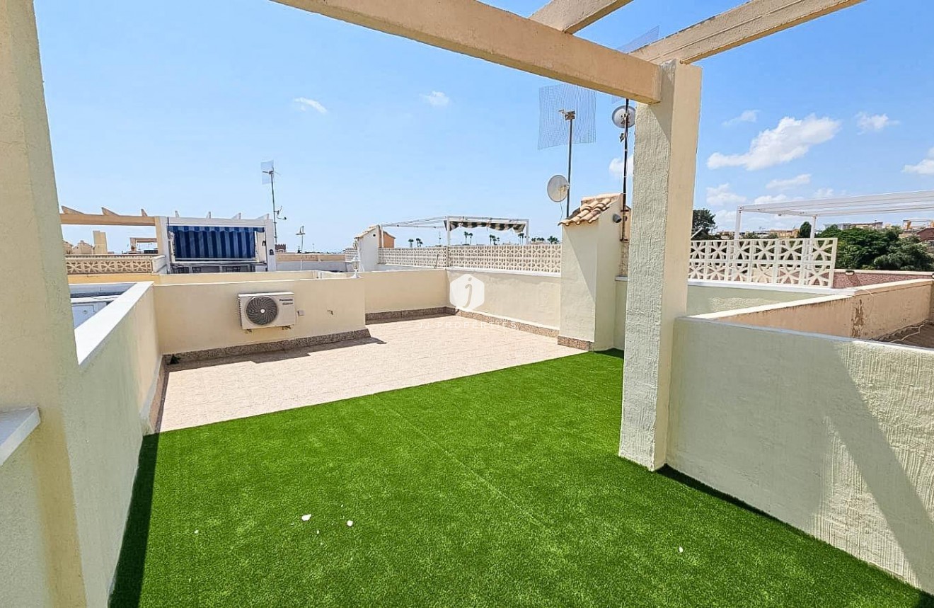 Tweedehands - Appartement / flat -
Orihuela Costa - La Florida